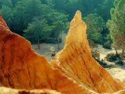 Le Colorado Provençal - Cheminée de fées Le Colorado Provençal de Rustrel en Luberon